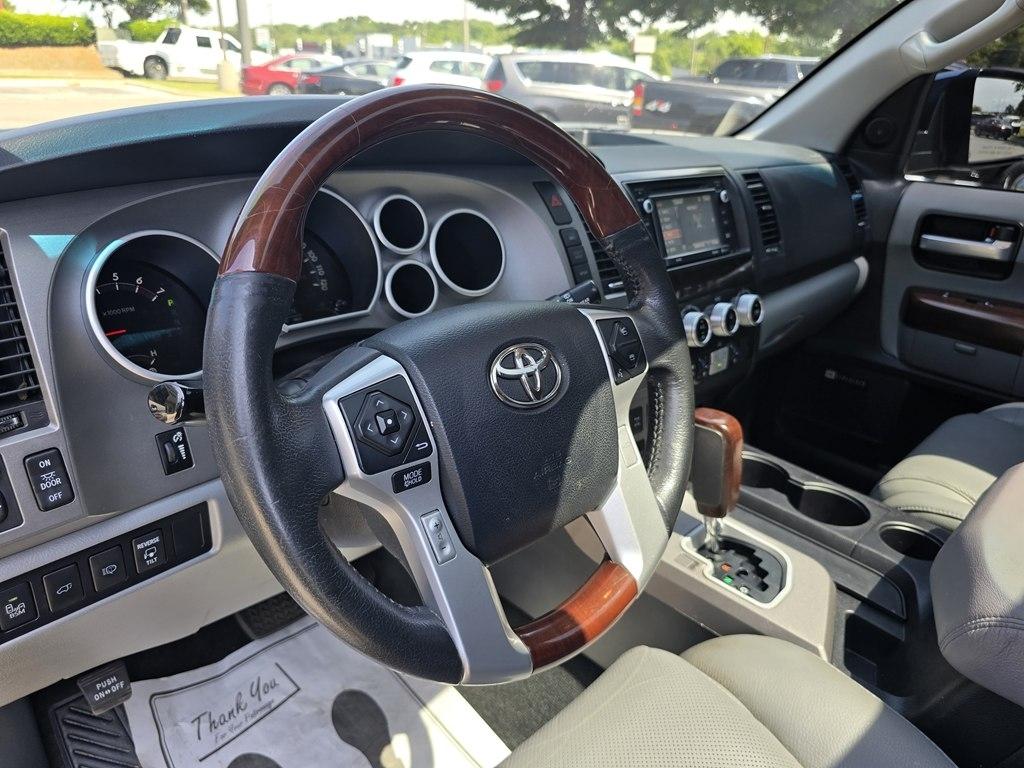 Toyota Sequoia  2016