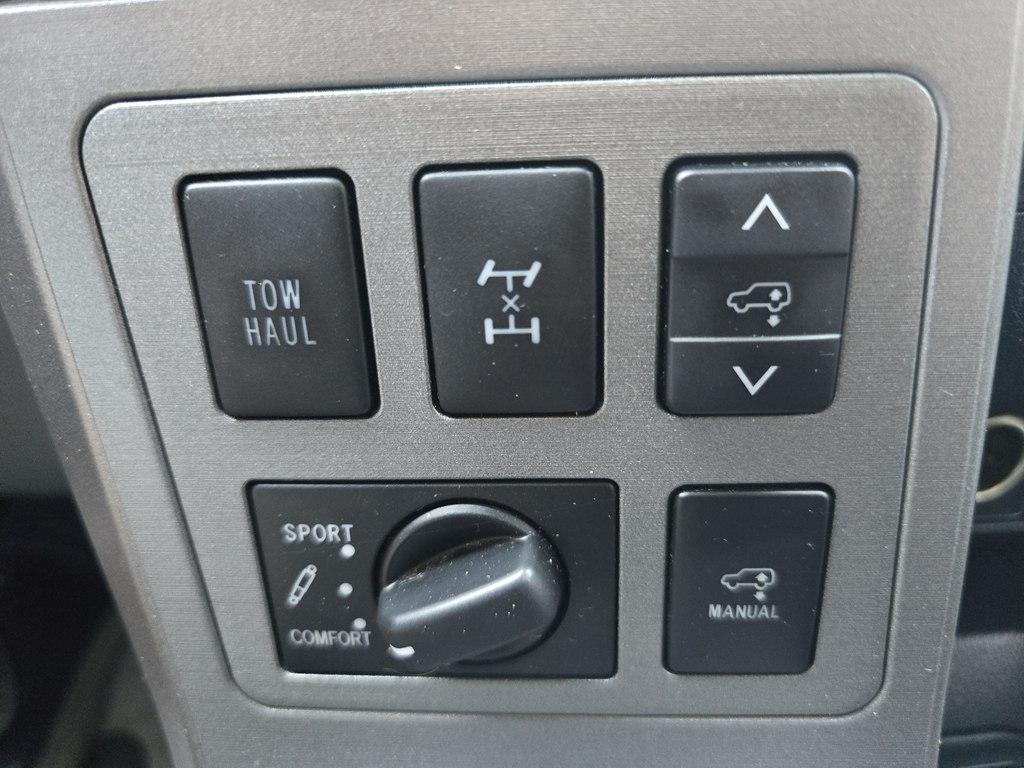 Toyota Sequoia  2016