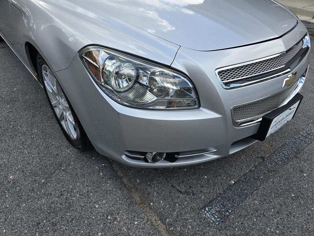 Chevrolet Malibu  2012