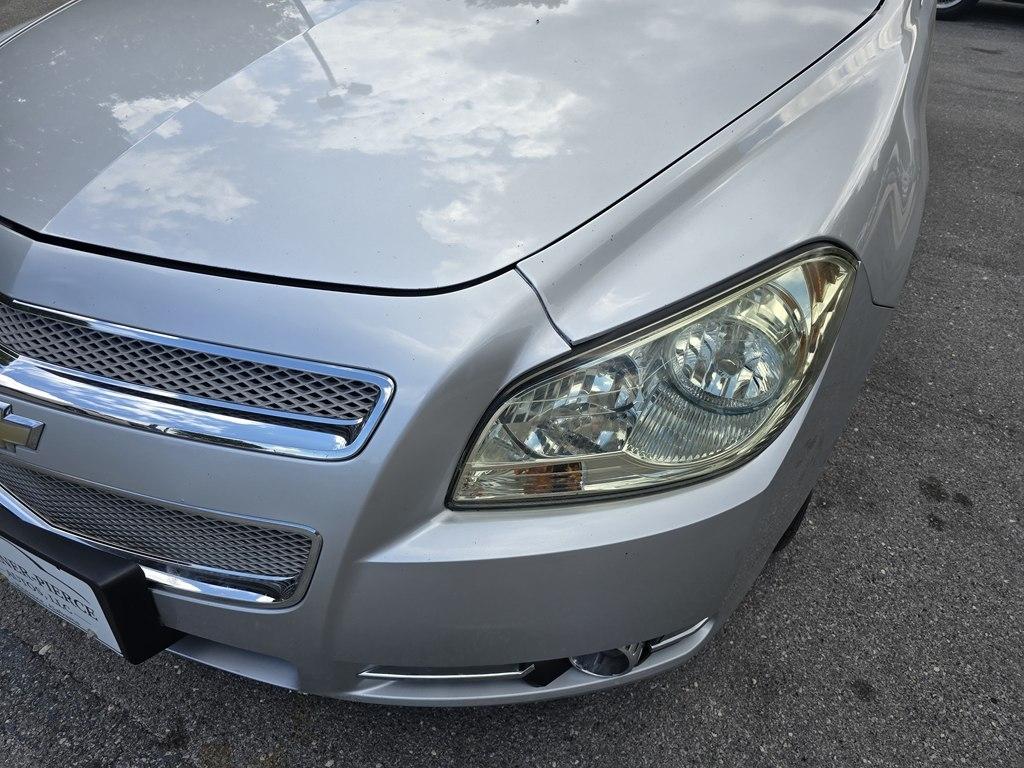 Chevrolet Malibu  2012