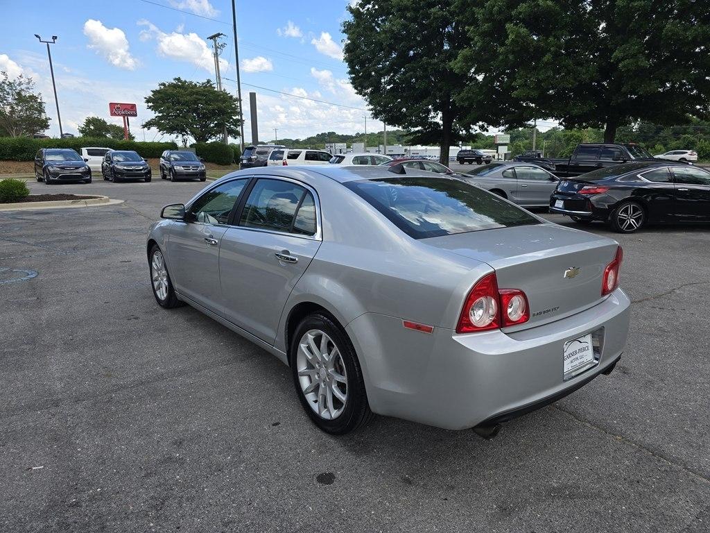 Chevrolet Malibu  2012
