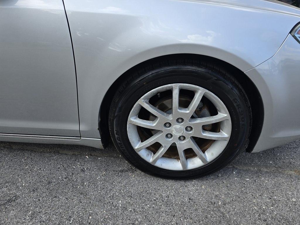 Chevrolet Malibu  2012