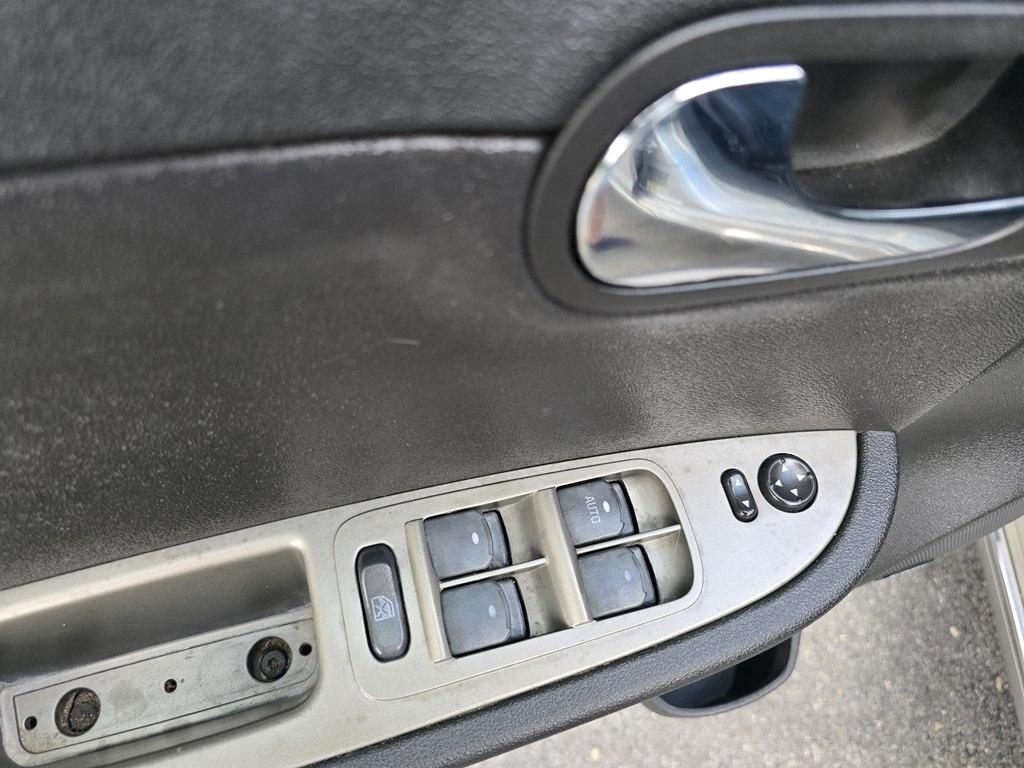 Chevrolet Malibu  2012