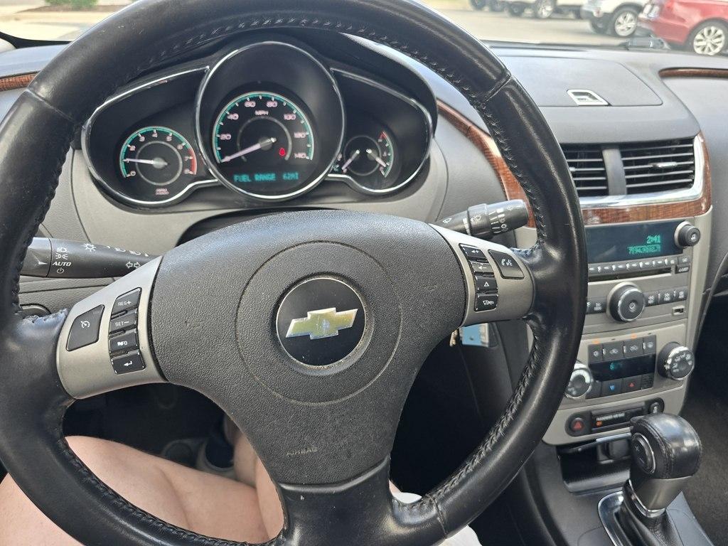 Chevrolet Malibu  2012