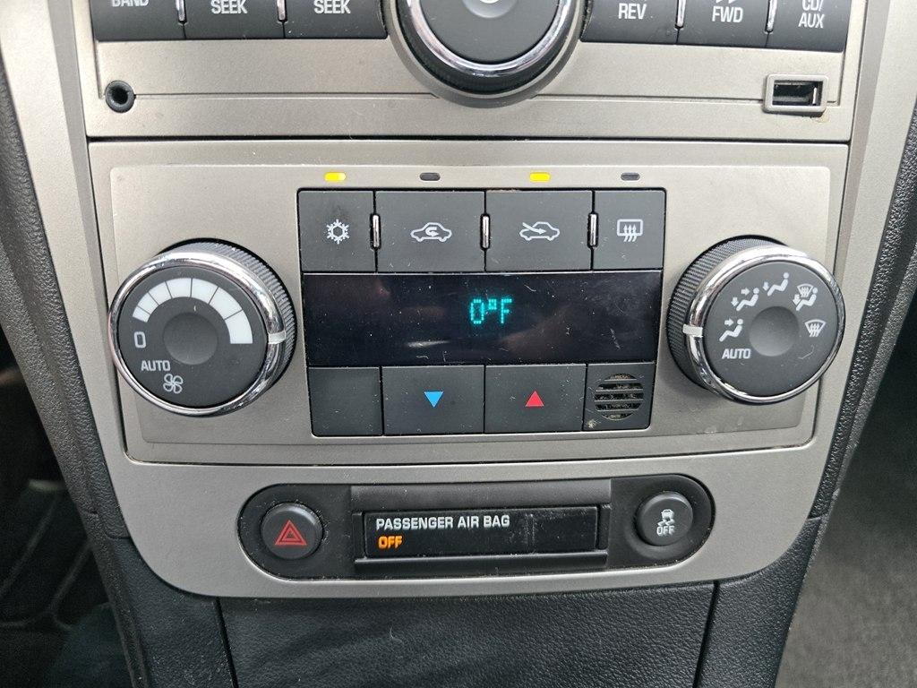 Chevrolet Malibu  2012