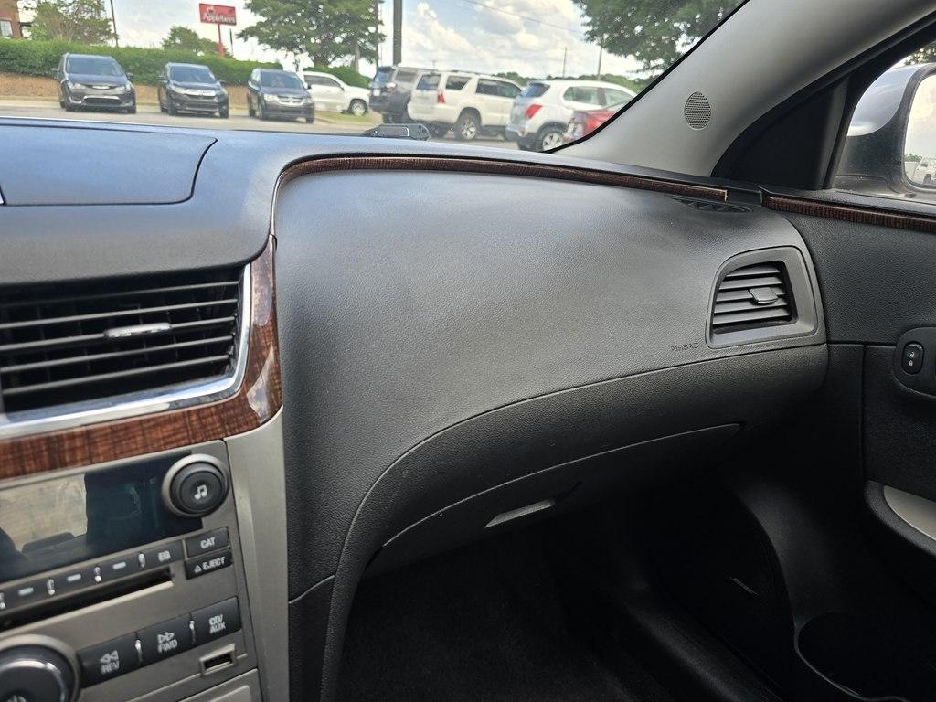 Chevrolet Malibu  2012