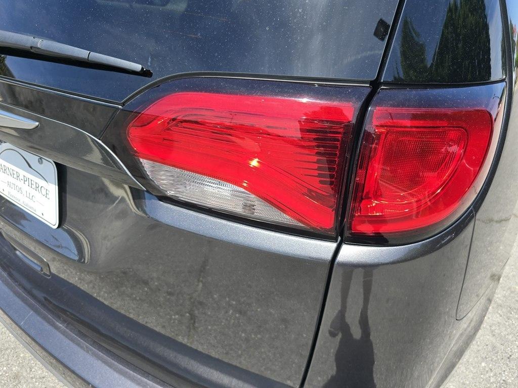 Chrysler Pacifica Touring-L Plus 2017