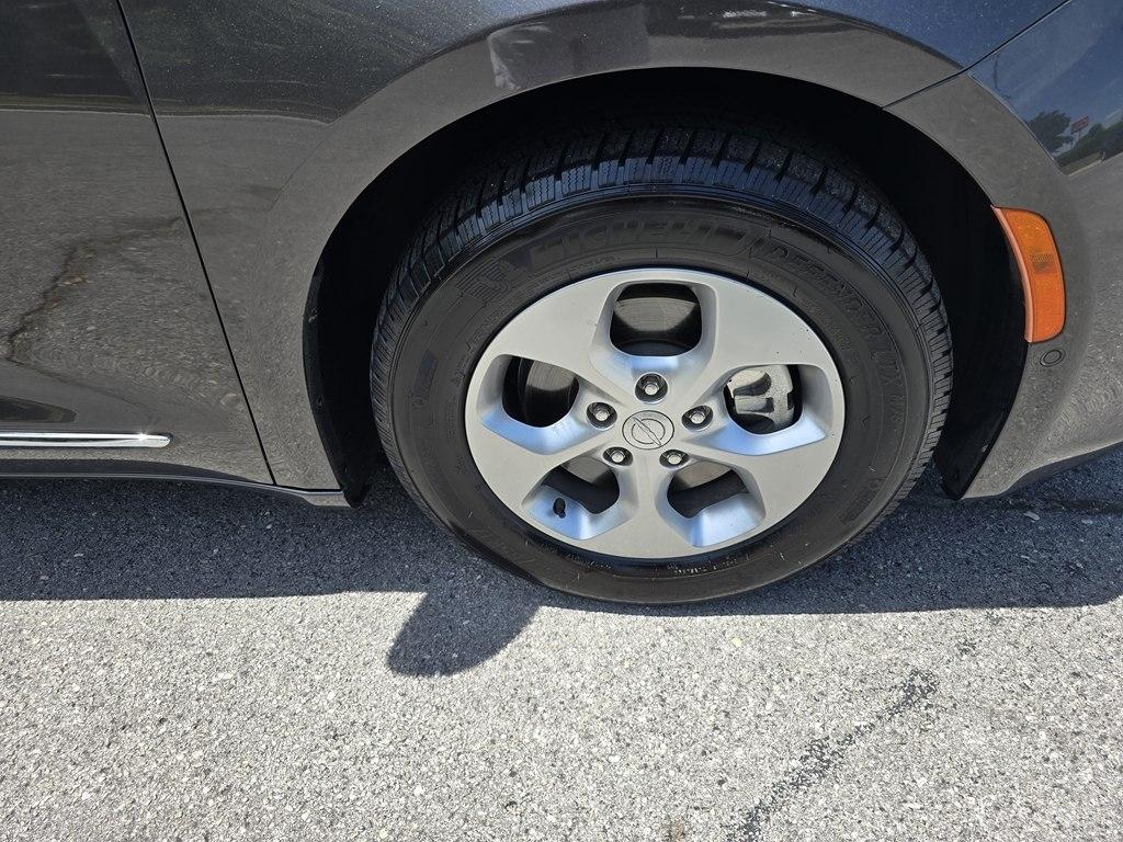 Chrysler Pacifica Touring-L Plus 2017