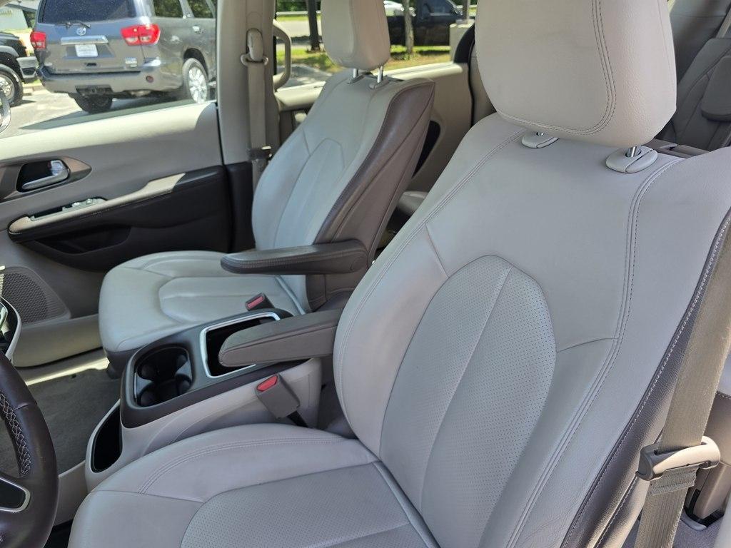 Chrysler Pacifica Touring-L Plus 2017