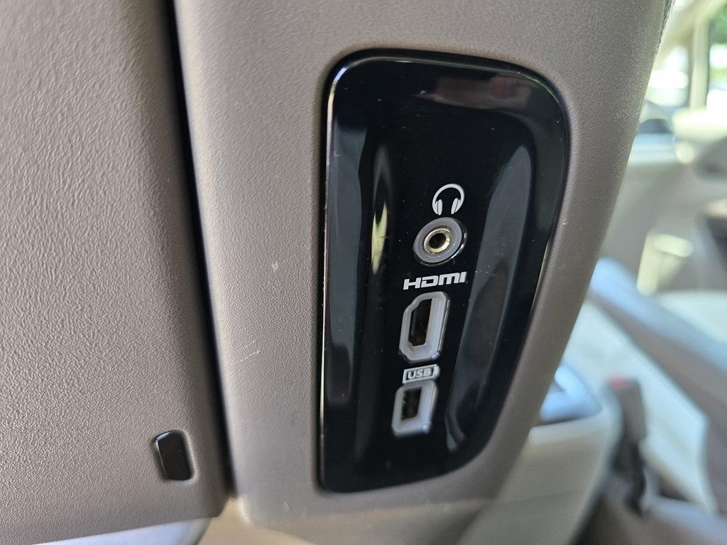 Chrysler Pacifica Touring-L Plus 2017