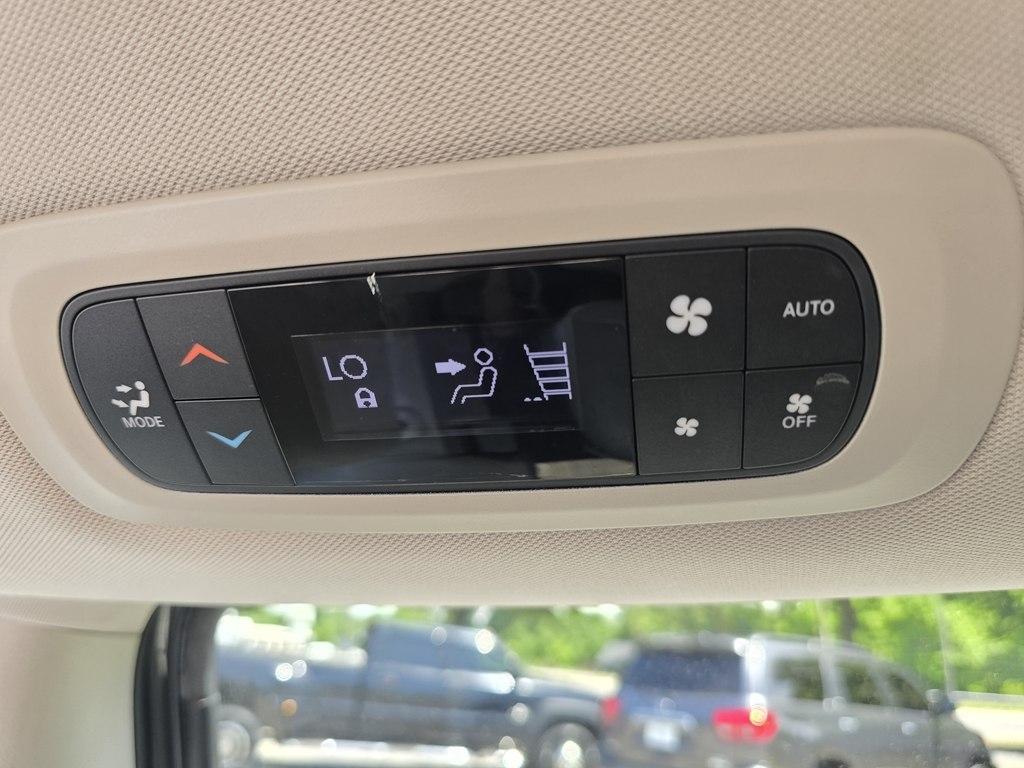 Chrysler Pacifica Touring-L Plus 2017