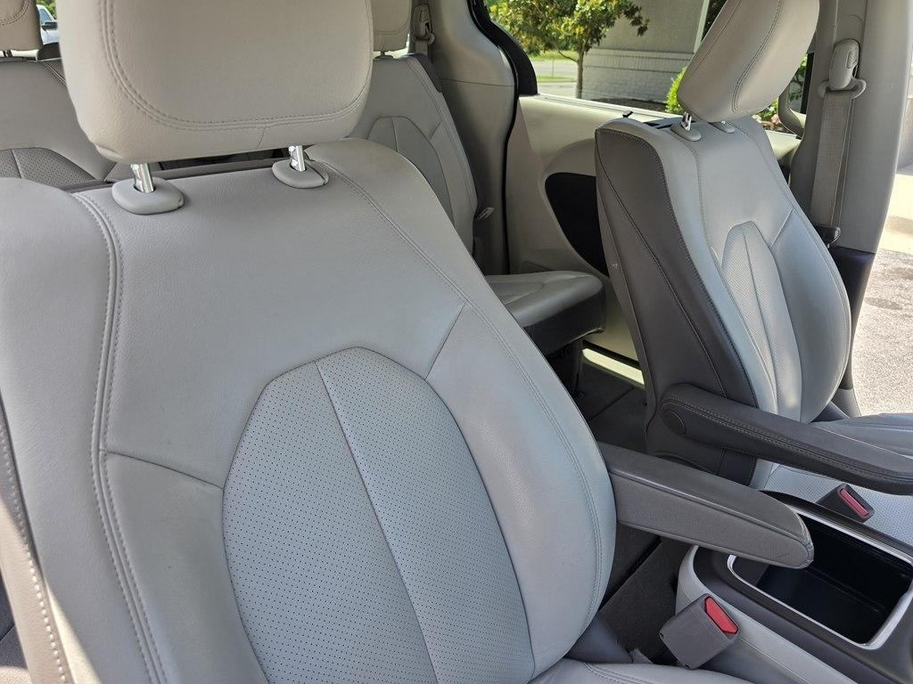 Chrysler Pacifica Touring-L Plus 2017