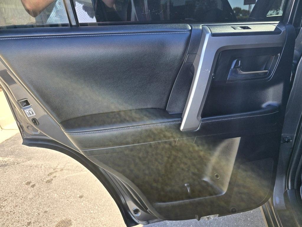 Toyota 4Runner  2015