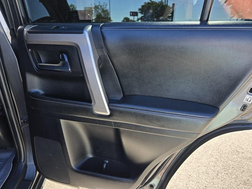 Toyota 4Runner  2015