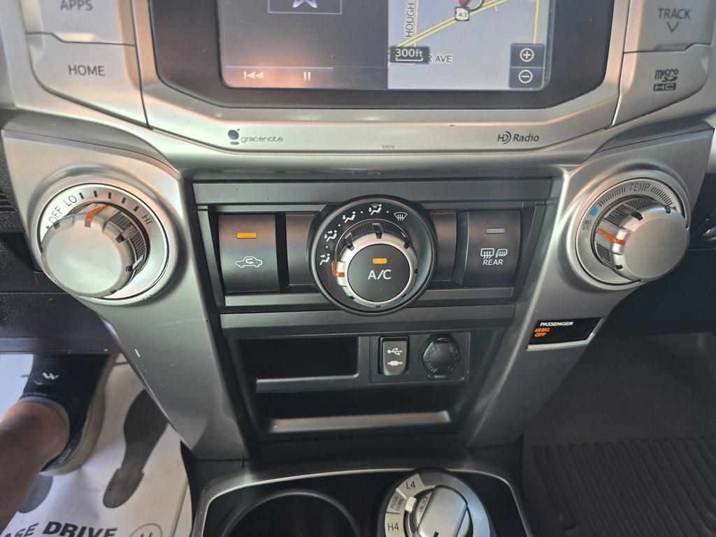 Toyota 4Runner  2015