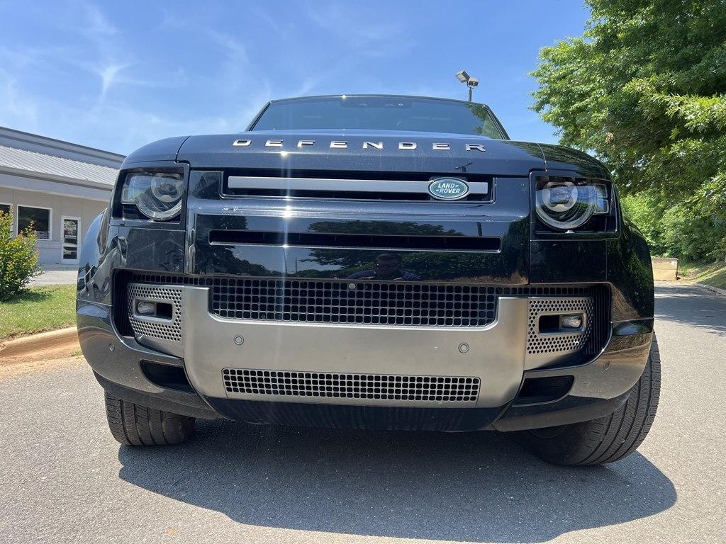 Land Rover Defender  2025