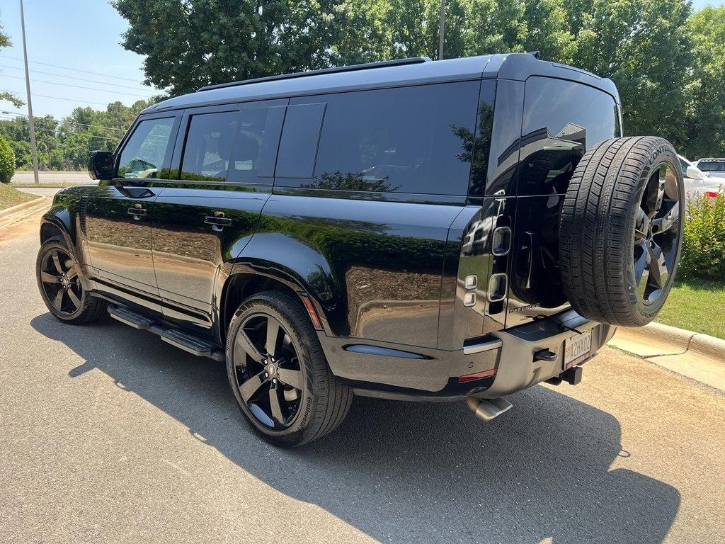 Land Rover Defender  2025