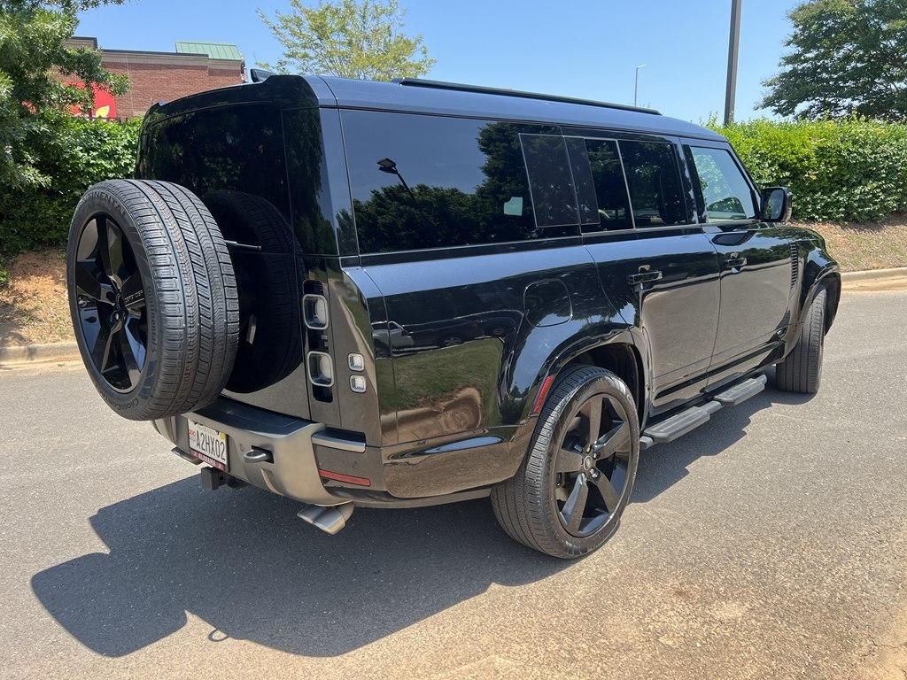 Land Rover Defender  2025