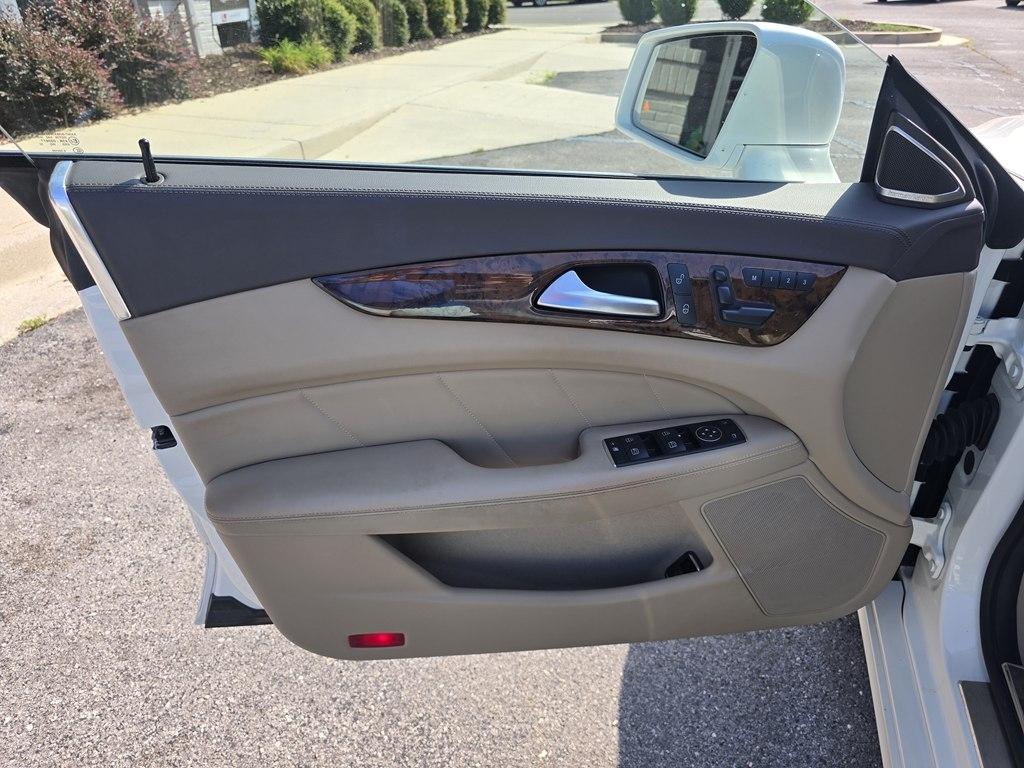 Mercedes-Benz GLA-Class  2021