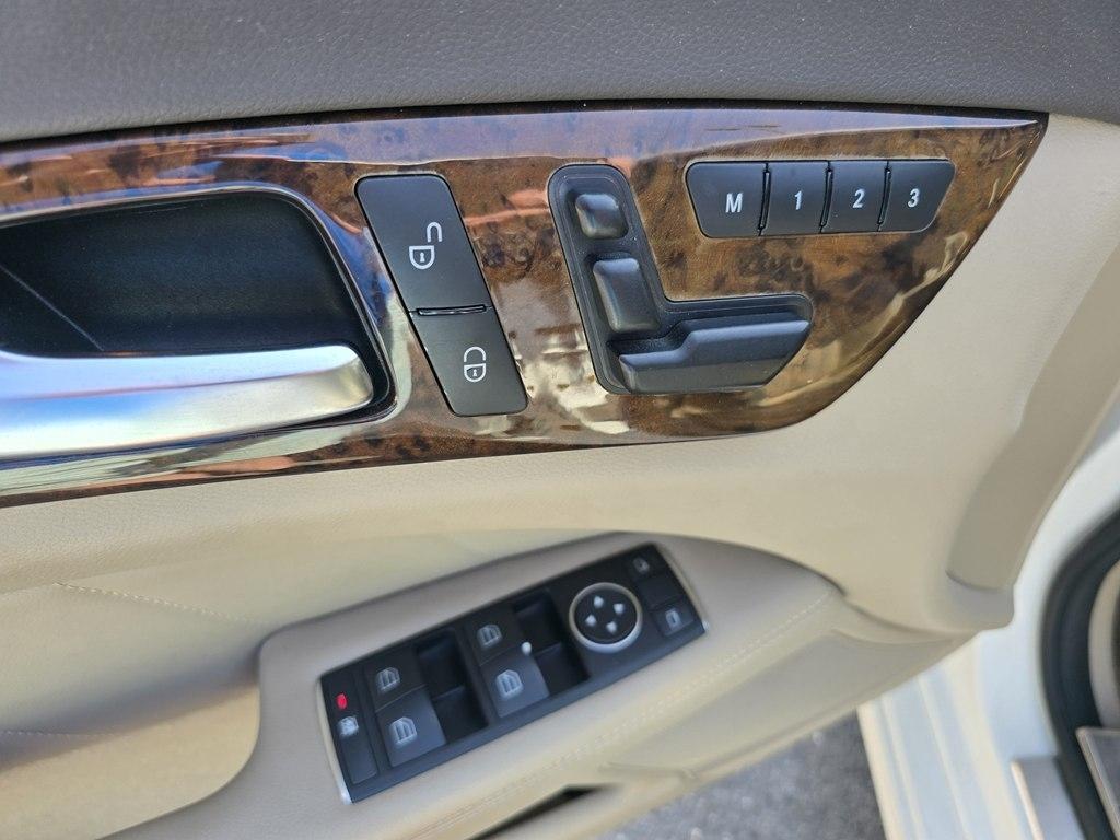 Mercedes-Benz GLA-Class  2021