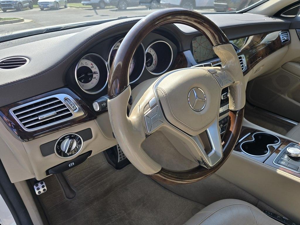 Mercedes-Benz GLA-Class  2021
