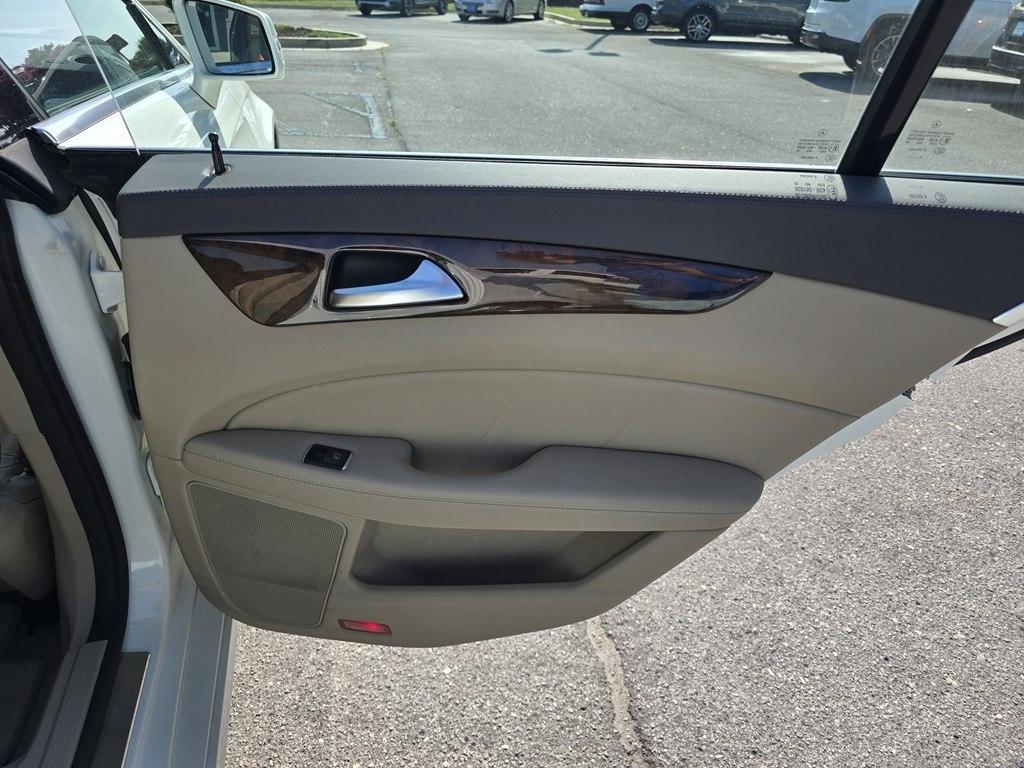 Mercedes-Benz GLA-Class  2021