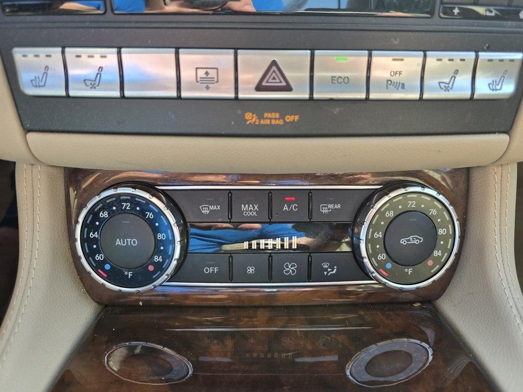 Mercedes-Benz GLA-Class  2021