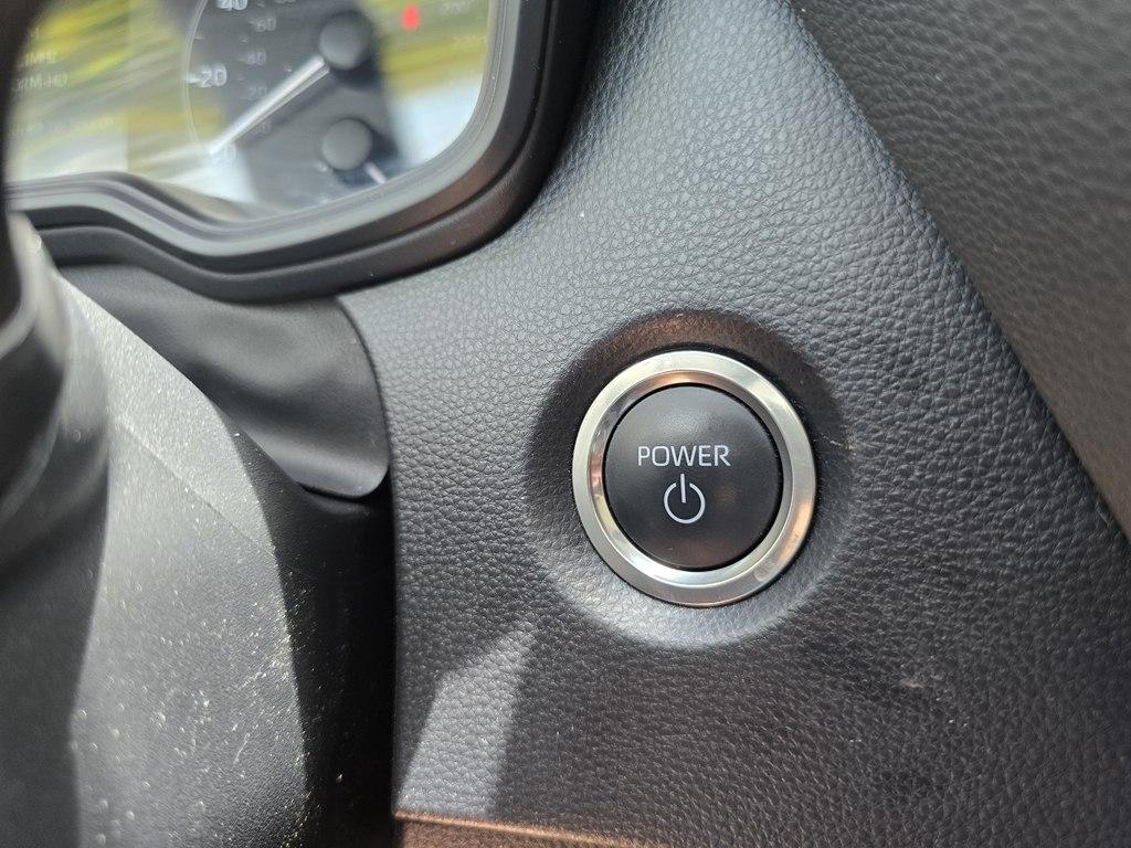 Toyota Corolla Hybrid  2025