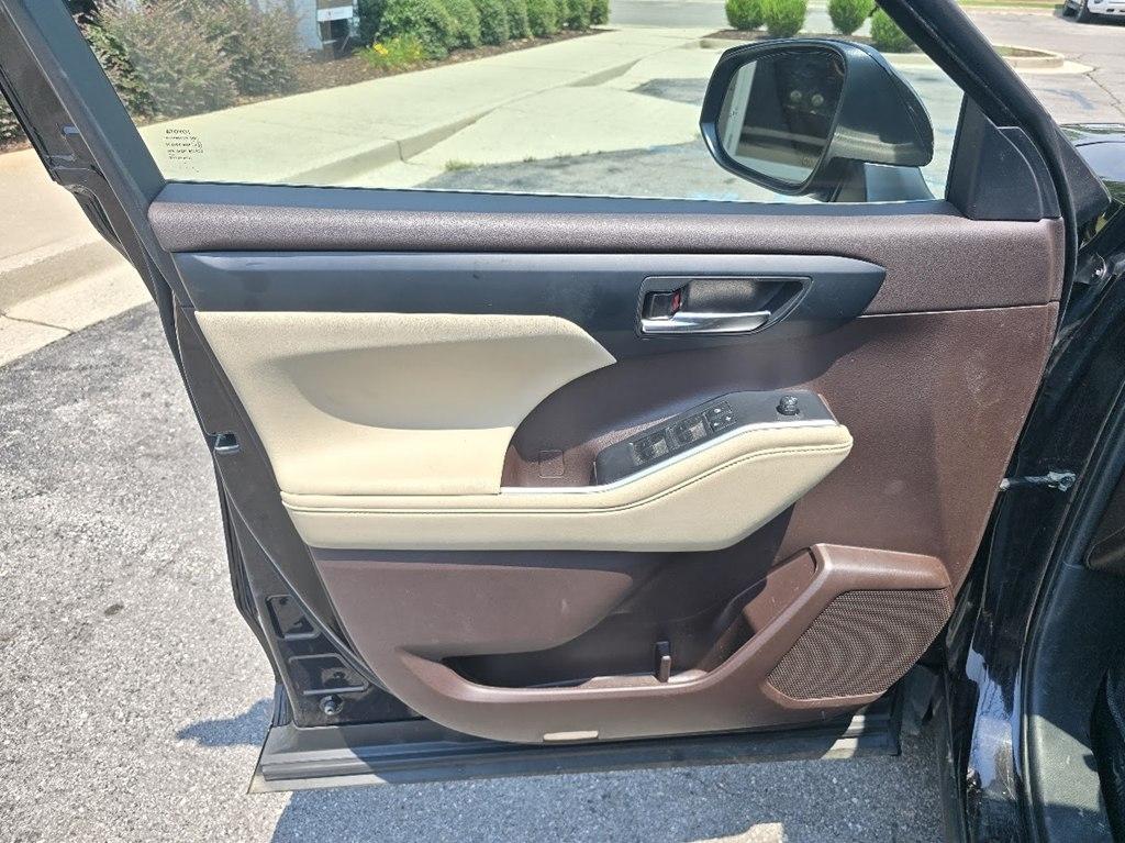 Toyota Highlander  2022