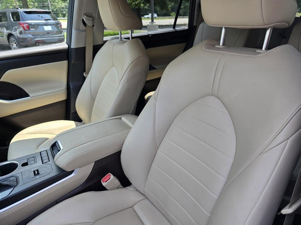 Toyota Highlander  2022