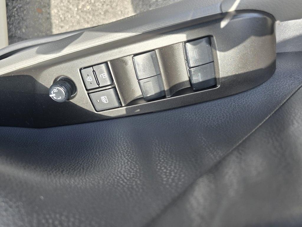 Toyota Camry  2024