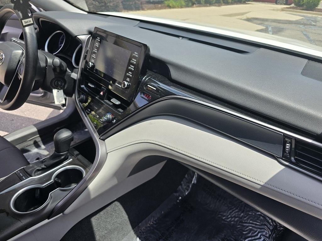 Toyota Camry  2024