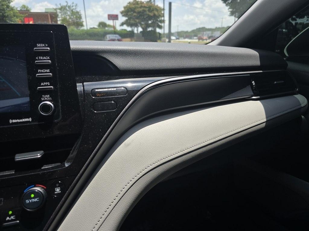 Toyota Camry  2024
