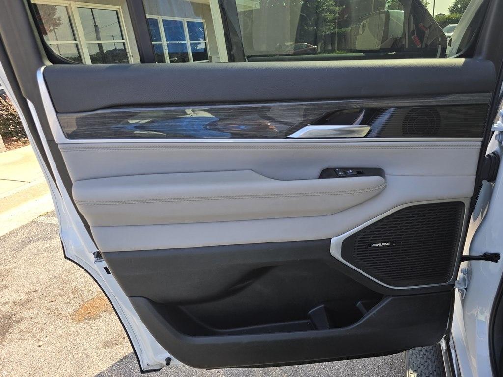 Jeep Wagoneer  2022