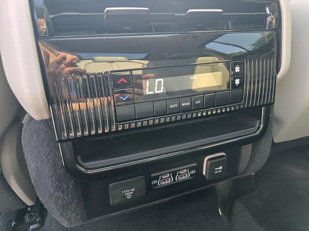 Jeep Wagoneer  2022