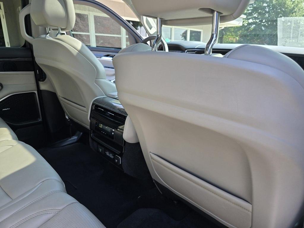 Jeep Wagoneer  2022