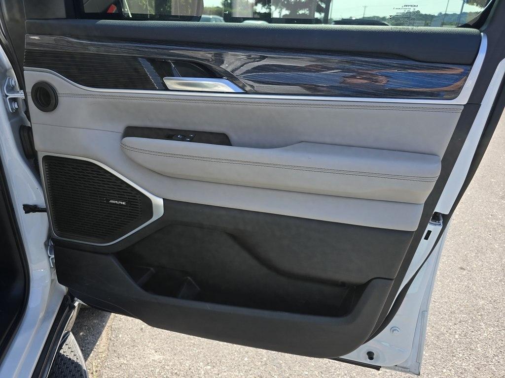 Jeep Wagoneer  2022
