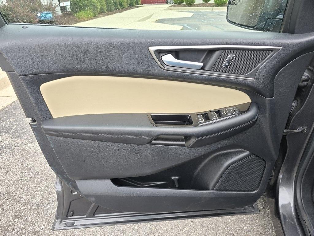 Ford Edge  2015