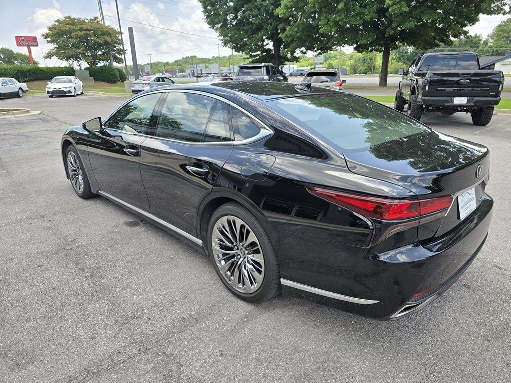 Lexus LS 500  2021