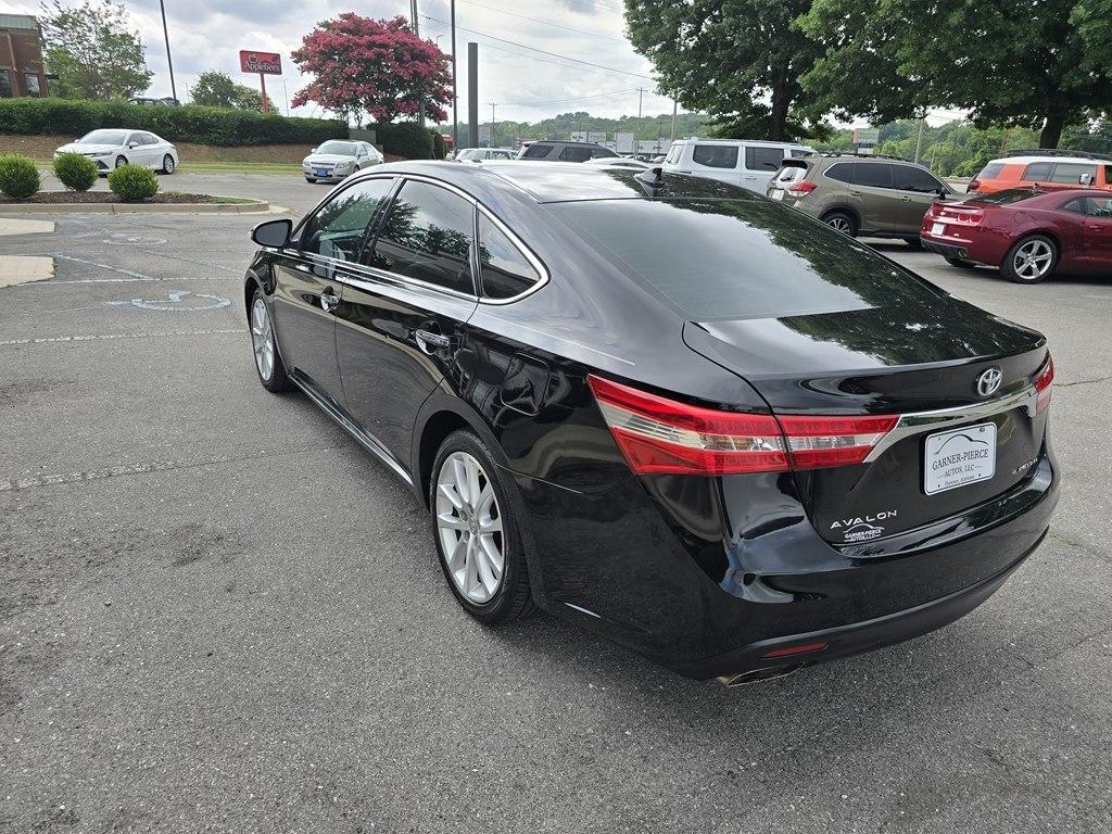 Toyota Avalon  2014