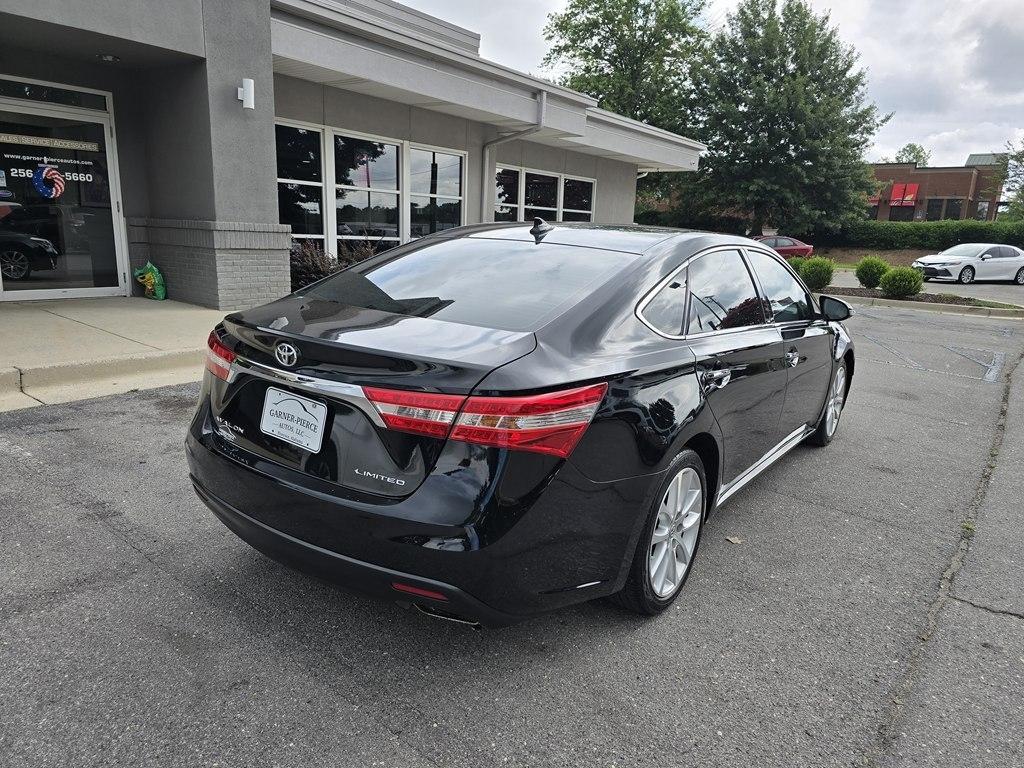 Toyota Avalon  2014