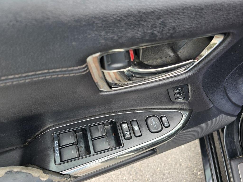Toyota Avalon  2014