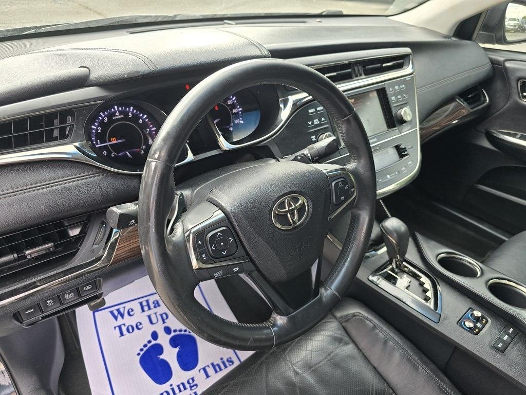 Toyota Avalon  2014