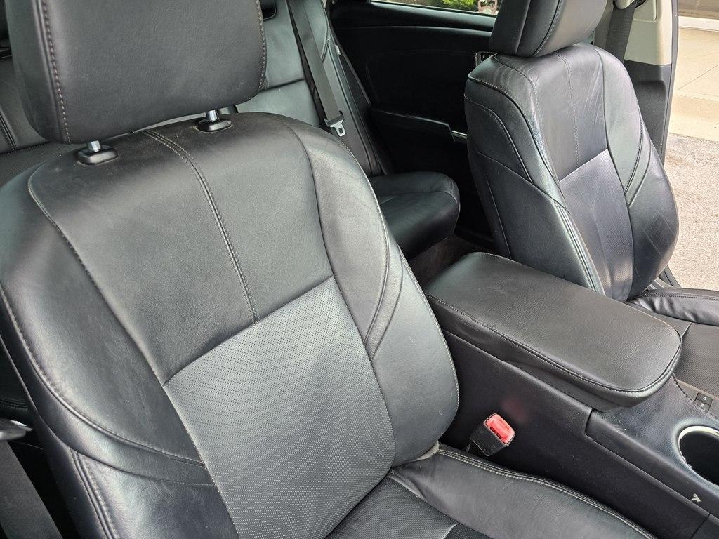 Toyota Avalon  2014