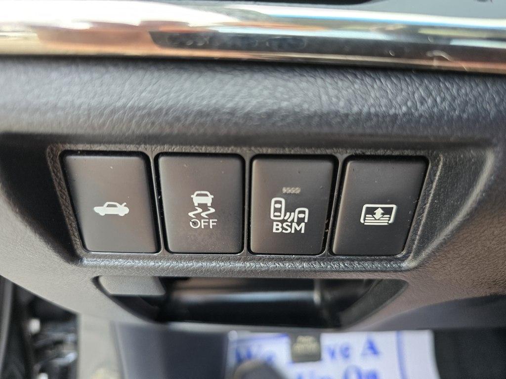 Toyota Avalon  2014