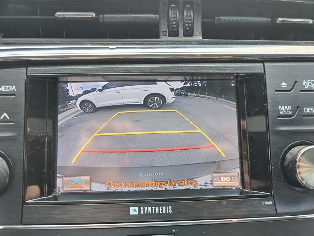 Toyota Avalon  2014
