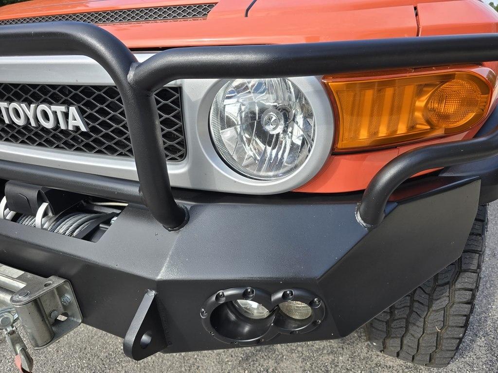 Toyota FJ Cruiser 4WD 4dr Man (Natl) 2013