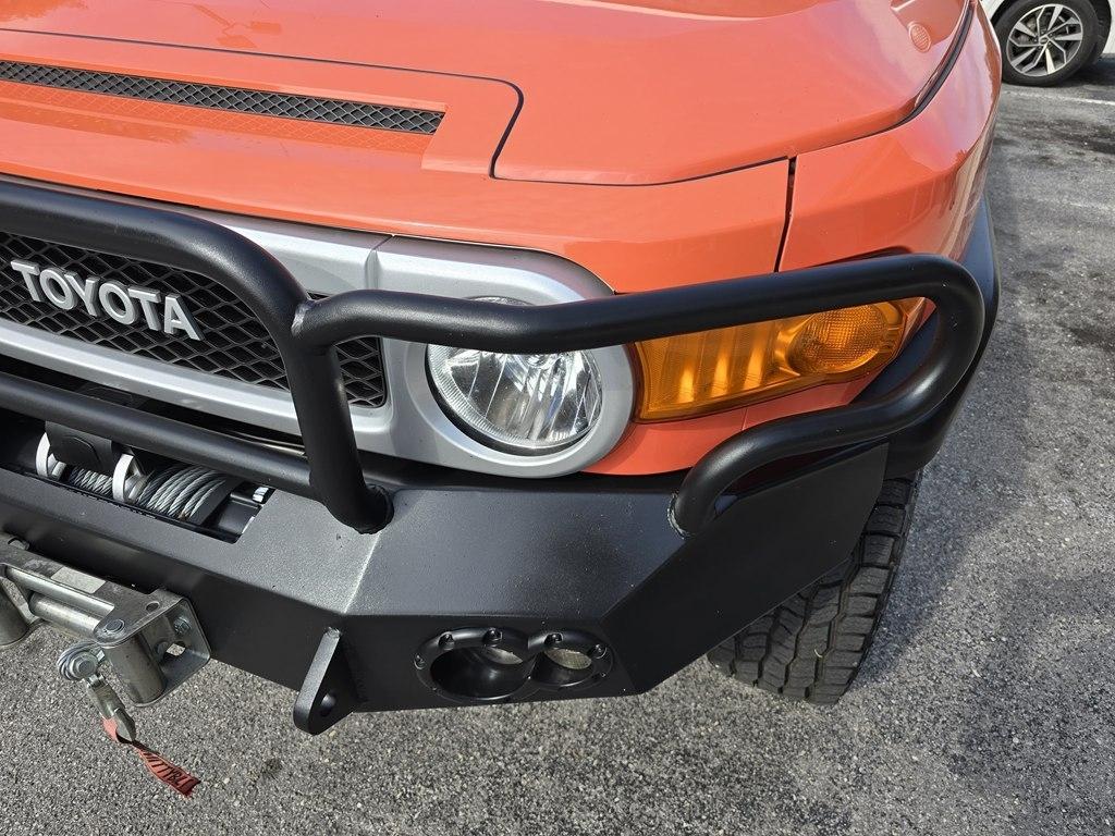 Toyota FJ Cruiser 4WD 4dr Man (Natl) 2013