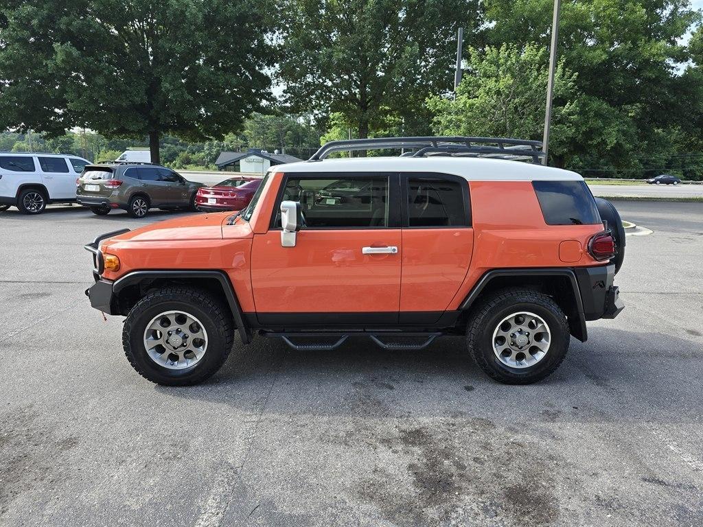 Toyota FJ Cruiser 4WD 4dr Man (Natl) 2013