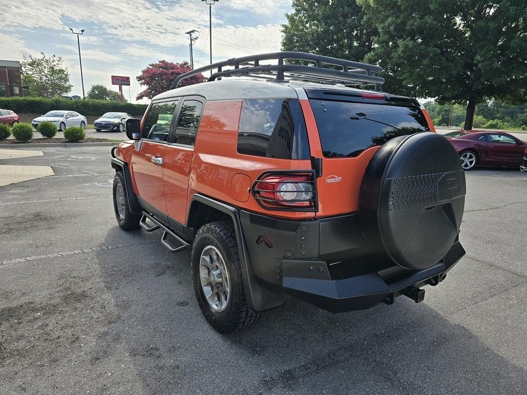 Toyota FJ Cruiser 4WD 4dr Man (Natl) 2013